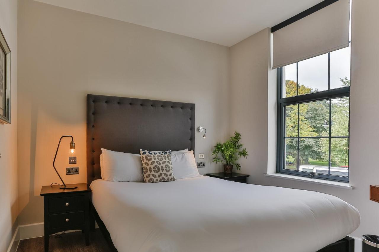 Park Lane Aparthotel By Urban Space Κάρντιφ Εξωτερικό φωτογραφία